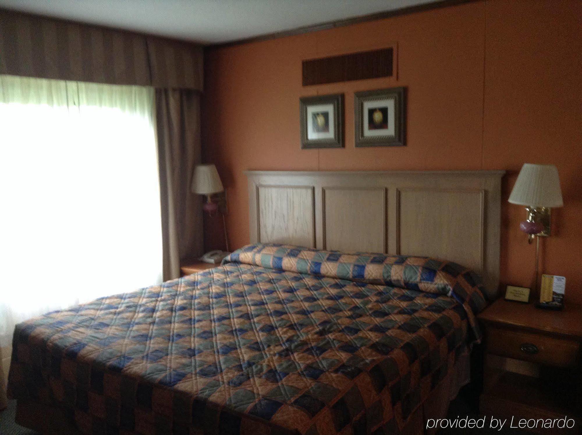 Village Inn Motel - Berrien Springs Экстерьер фото